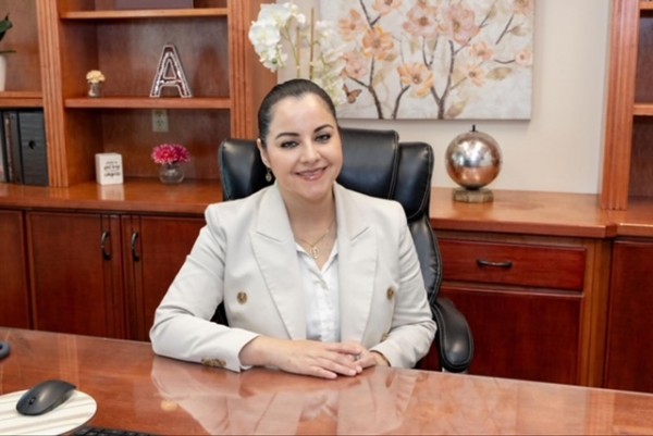 Superintendent Lizette Esparza Portrait